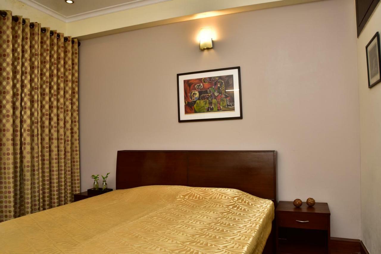 2Bhk Comfortable Furnished Serviced Apartments In Hauz Khas - Woodpecker Apartments Új-Delhi Kültér fotó