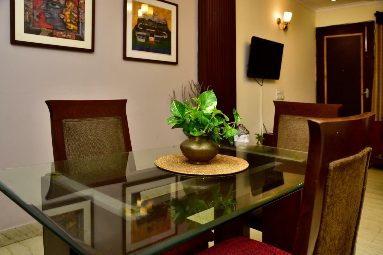 2Bhk Comfortable Furnished Serviced Apartments In Hauz Khas - Woodpecker Apartments Új-Delhi Kültér fotó