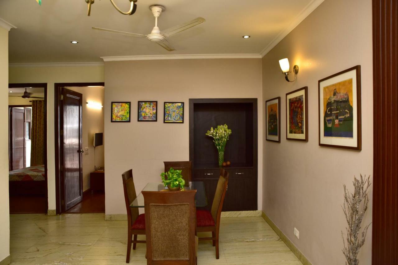 2Bhk Comfortable Furnished Serviced Apartments In Hauz Khas - Woodpecker Apartments Új-Delhi Kültér fotó