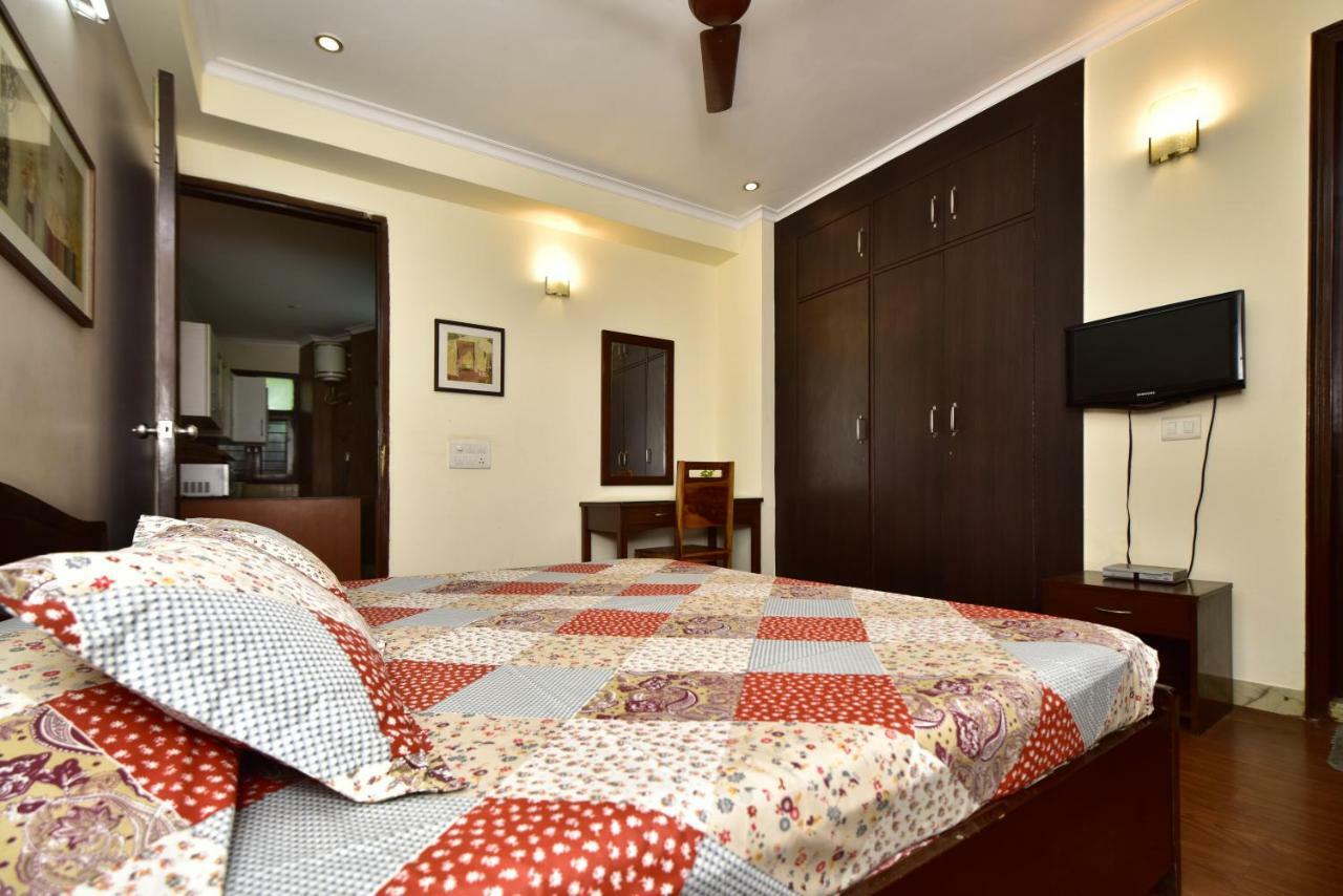 2Bhk Comfortable Furnished Serviced Apartments In Hauz Khas - Woodpecker Apartments Új-Delhi Kültér fotó